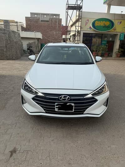 Hyundai Elantra 2024
