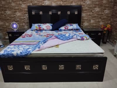 wooden Bed Set with Matress