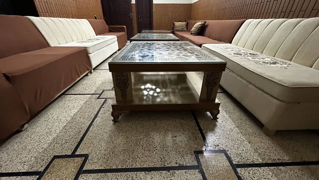 Drawing room table 1