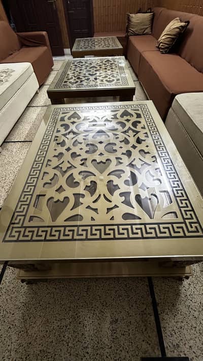 Drawing room table