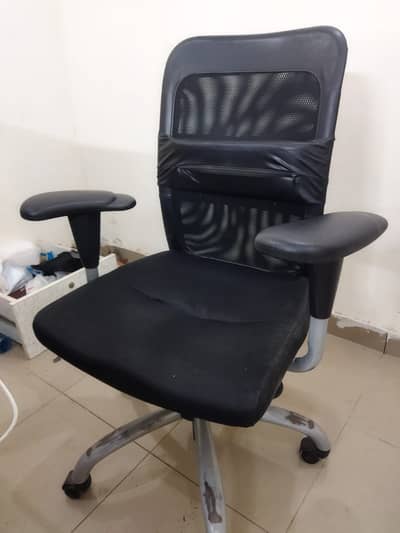 Office Chair with 2 way Adjustable Arms