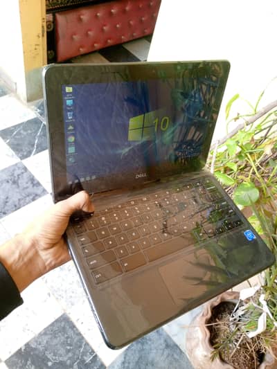 Dell laptop  window 5/6 hours battery time urgent sale