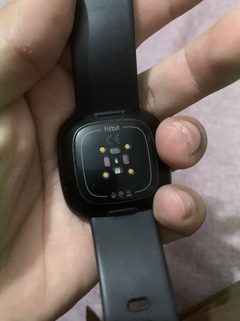 Fitbit versa 3 2