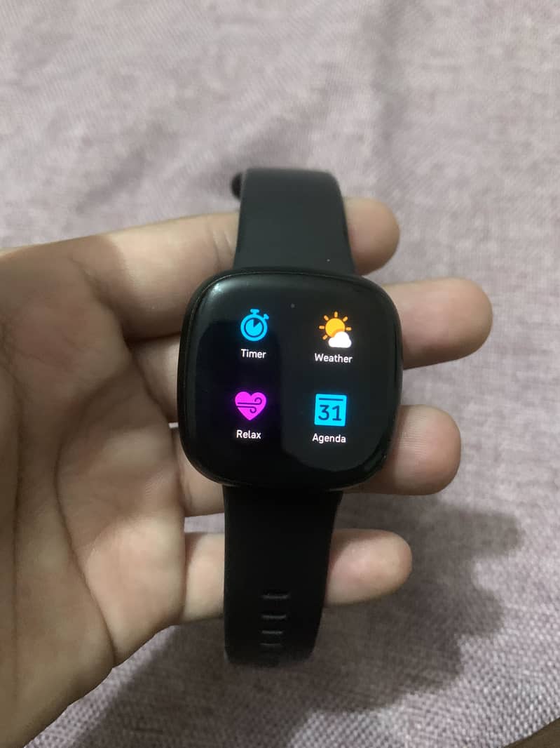 Fitbit versa 3 3