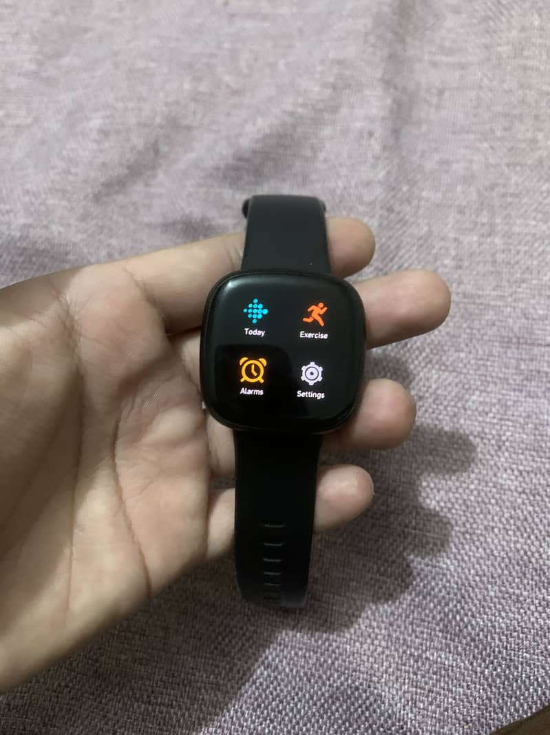 Fitbit versa 3 4