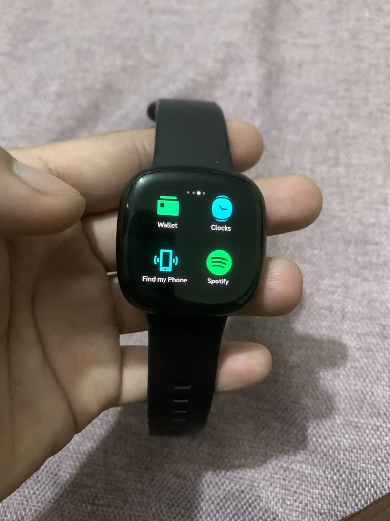 Fitbit versa 3 5