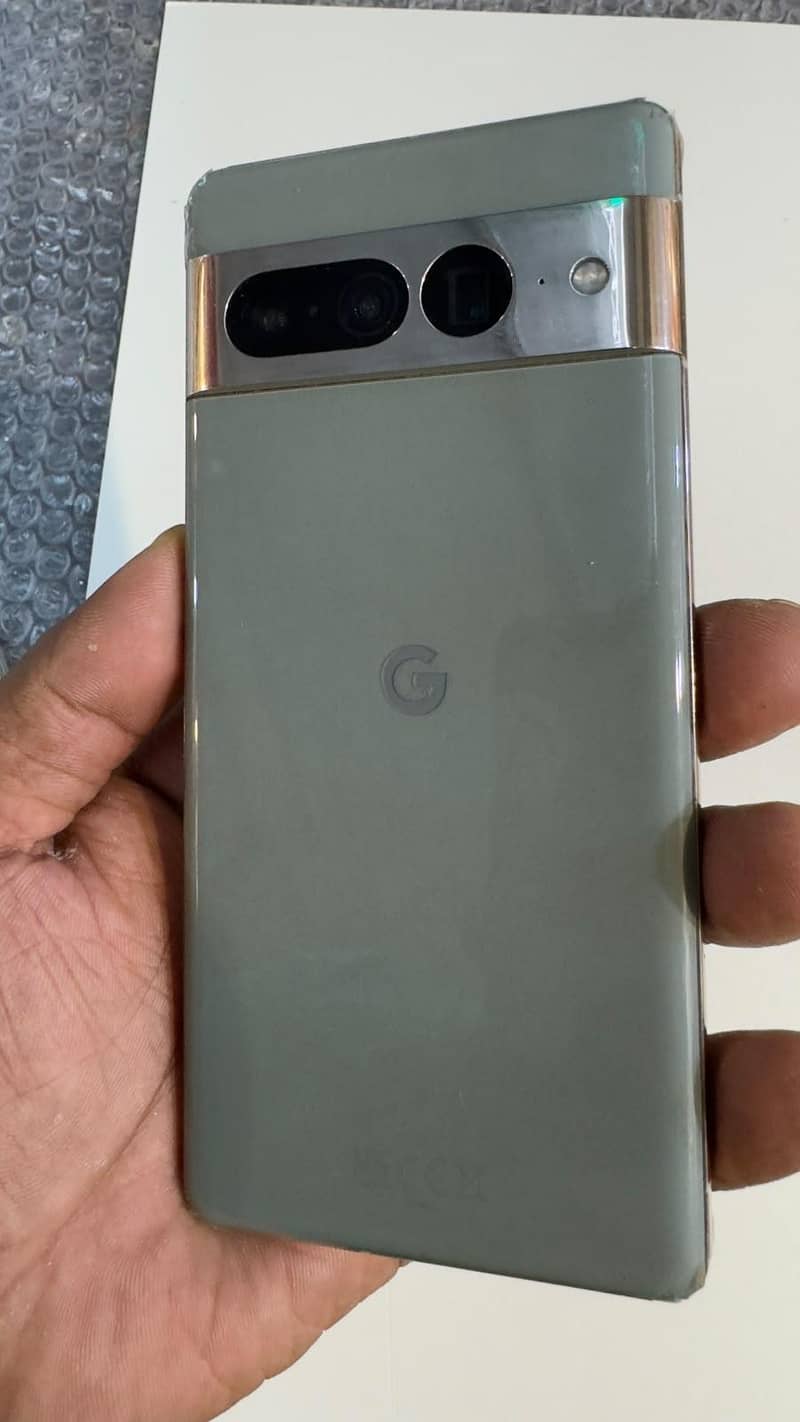 Google Pixel 7 Pro 12