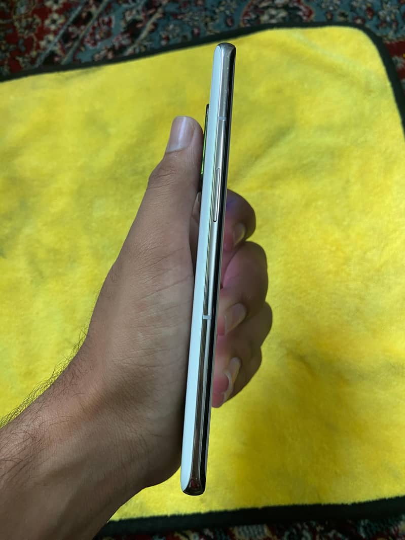 One Plus 10 Pro 3