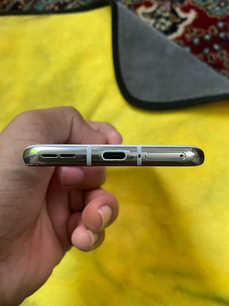 One Plus 10 Pro 7