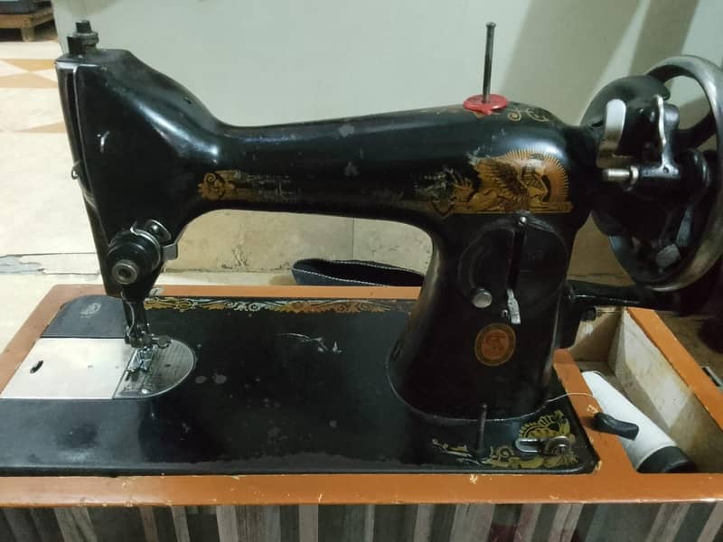 Singer Sewing Machine 0