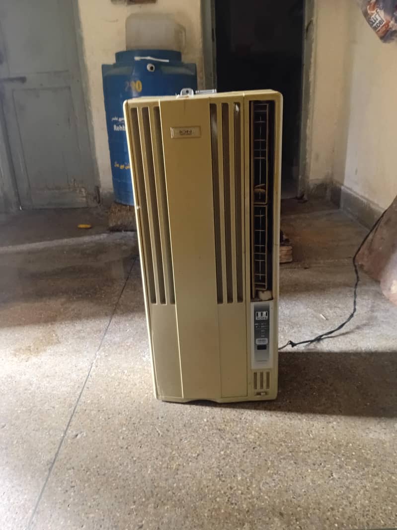 110 window Ac 1