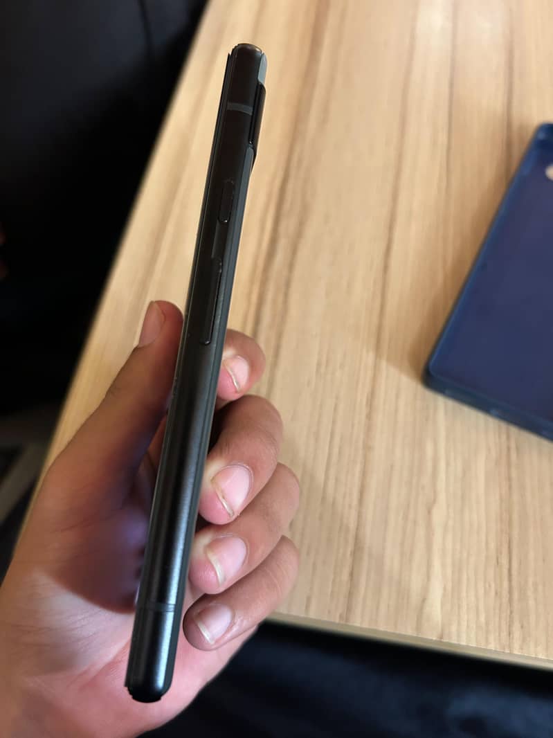 Google Pixel 6a 4