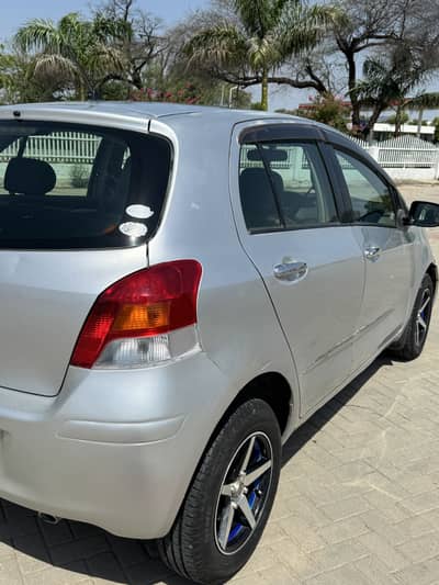 Toyota Vitz 2010