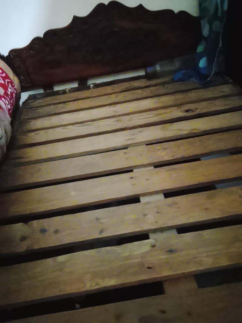 single bed 0