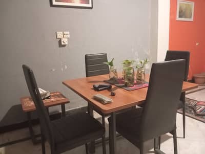 Best Dinning Table and Chairs