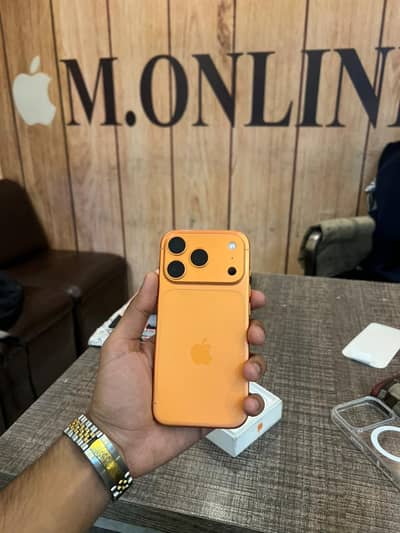 Apple iPhone 17 Pro jv