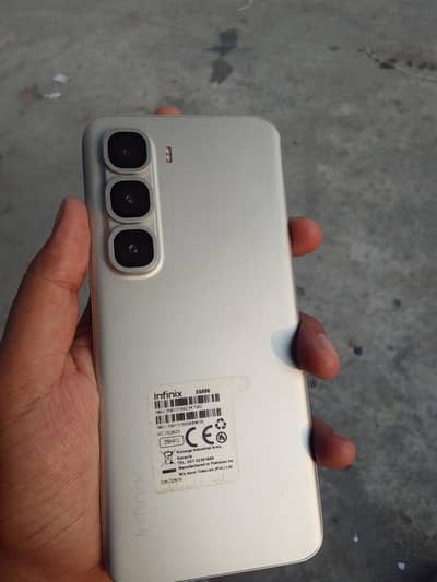 Hot 60 pro plus with complete box