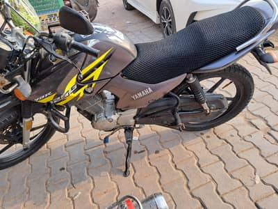yamaha YBR125G
