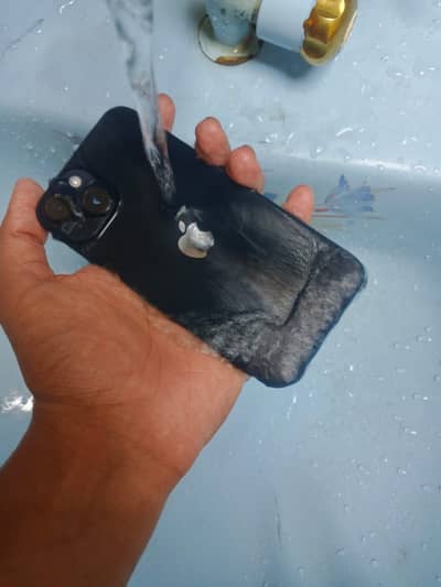 Apple iPhone 14