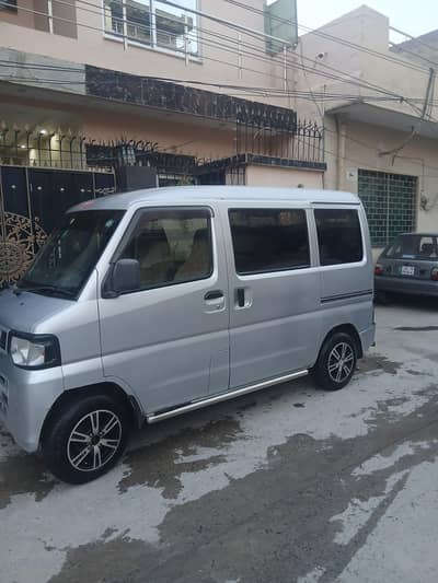 Nissan Clipper 2014