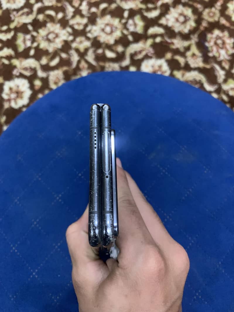 Google Pixel Fold 1