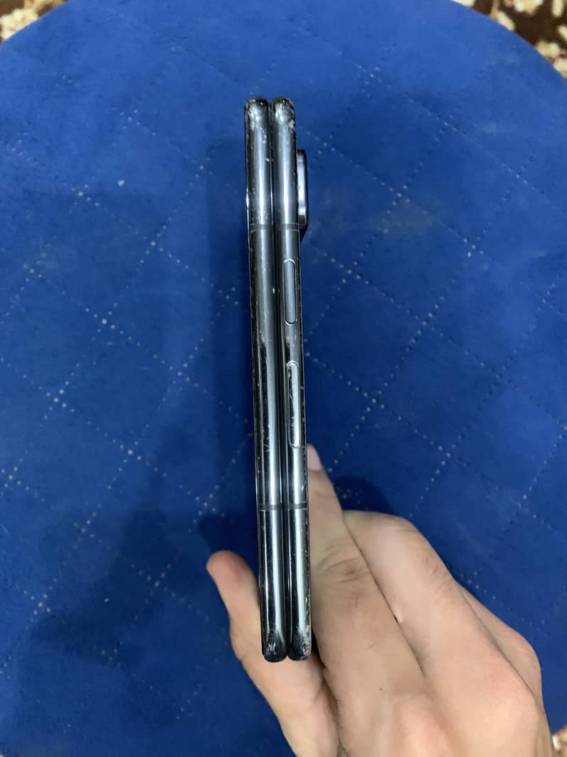 Google Pixel Fold 4