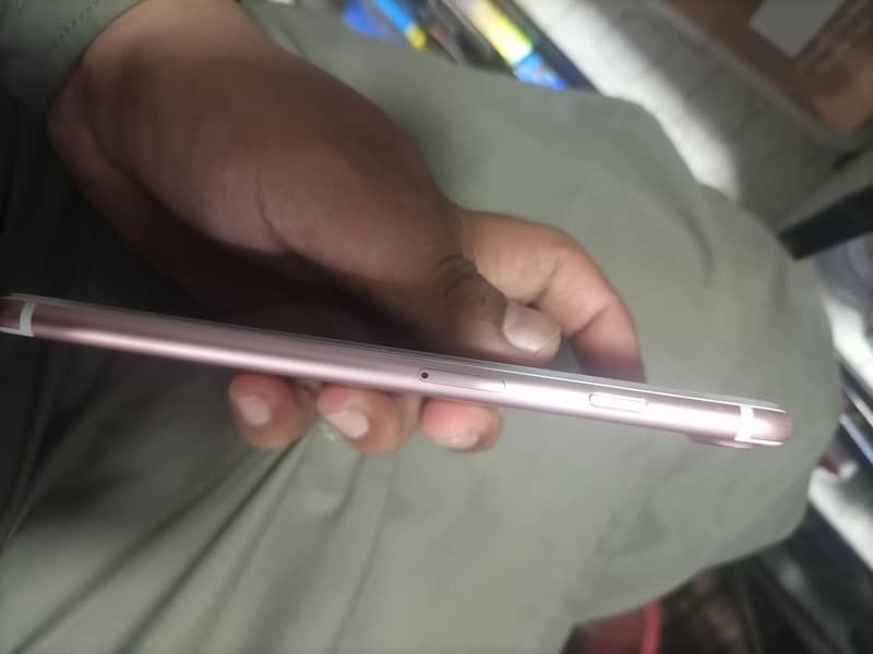 Apple iPhone 7 Plus 1