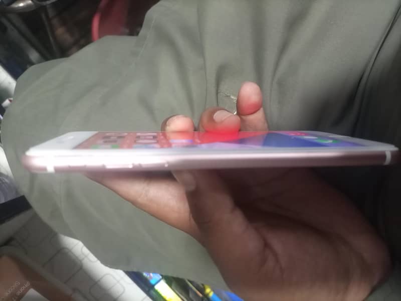 Apple iPhone 7 Plus 7