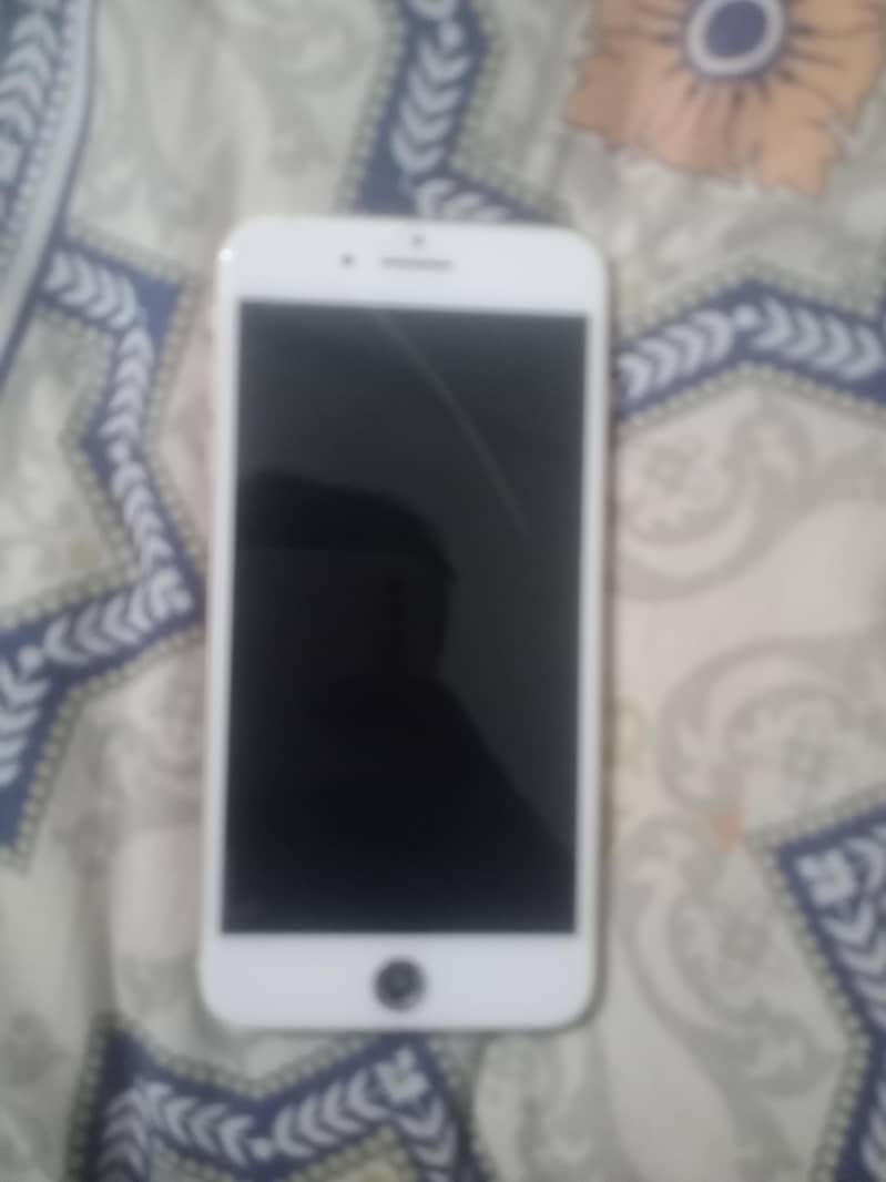 Apple iPhone 8 Plus 5