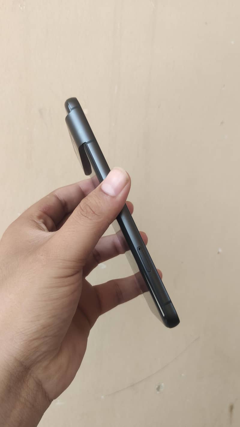 Google Pixel 8 2