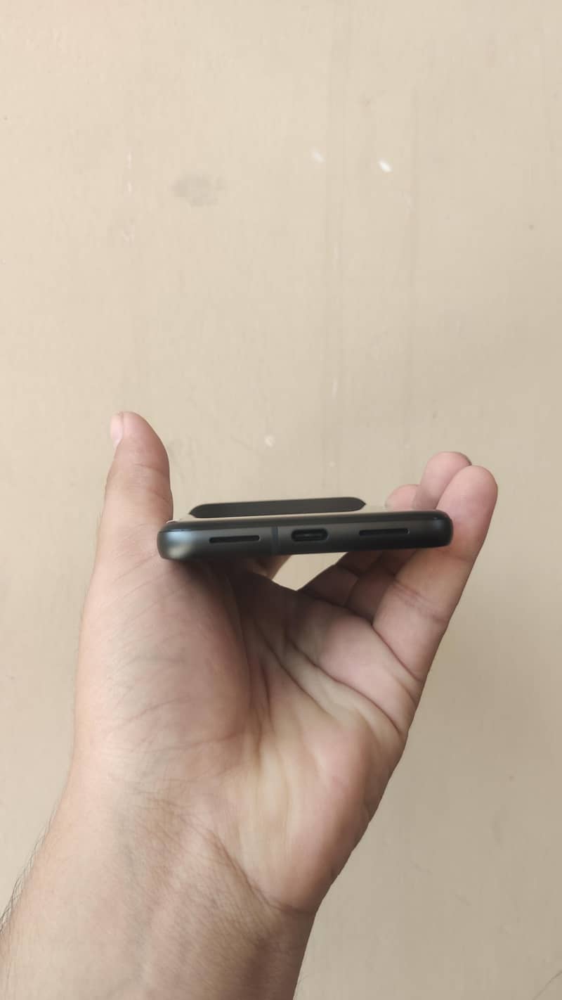 Google Pixel 8 5