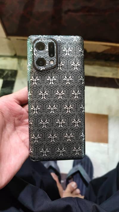 OPPO Find X5