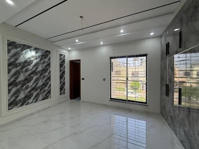Prime Location House