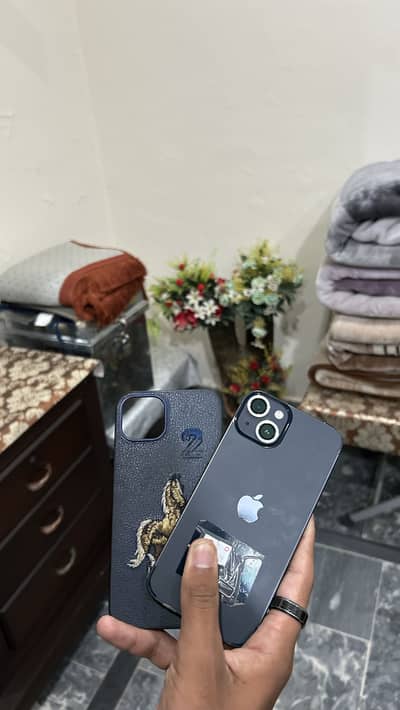 Apple iPhone 13