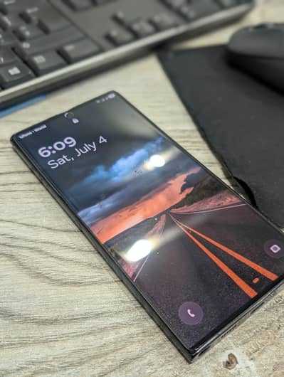 Samsung Mobile S22 Ultra