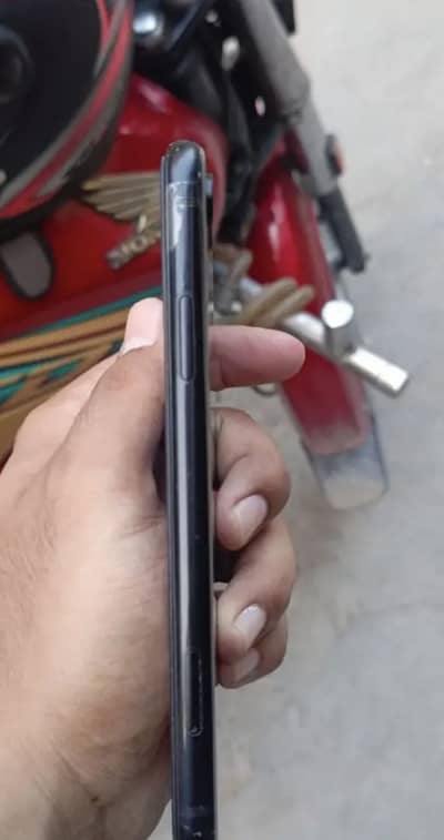 Apple iPhone XR Dual Approved 86BH Total Original
