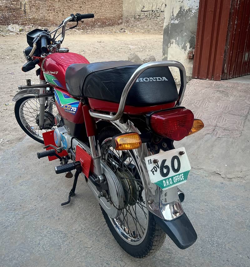 CD70 2018 Model 1