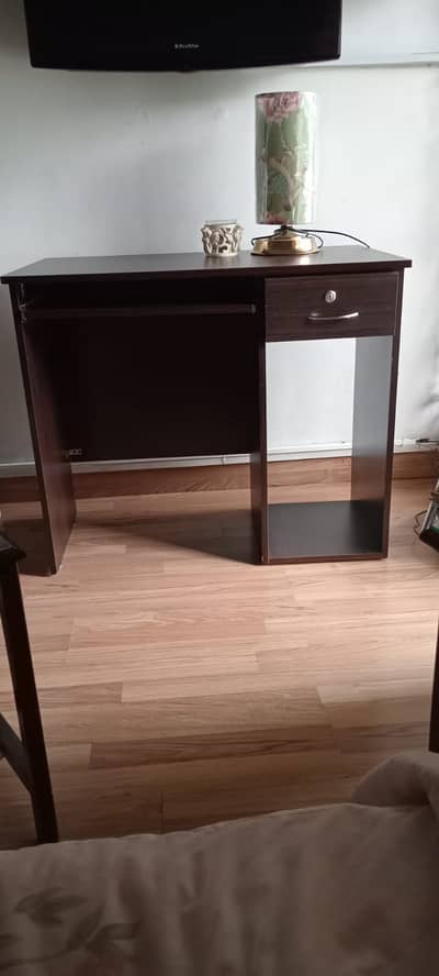 Compact Wooden Computer Study Table with Drawer – Neat & Sturdy