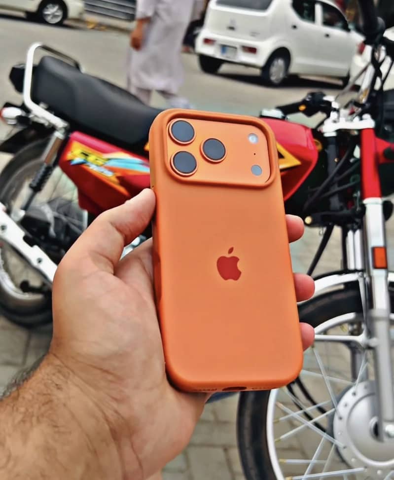 Apple iPhone 17 Pro 1