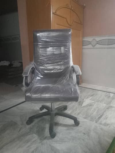 study table and chairs