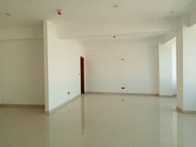 I-8 Markaz Main Round About 950 sqft Office Availabel For Sale Carporate Enviroment