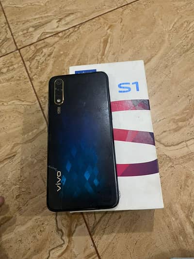 Vivo S1