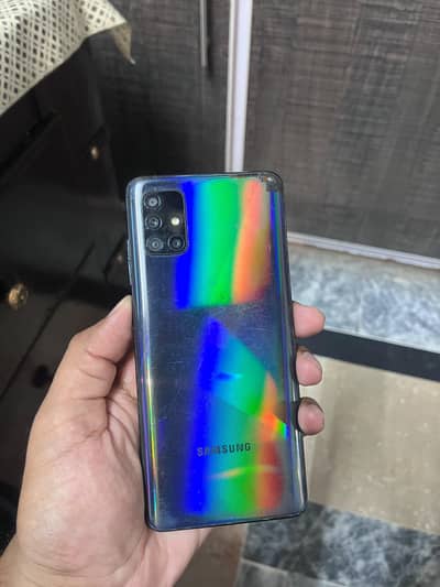 SAMSUNG A51