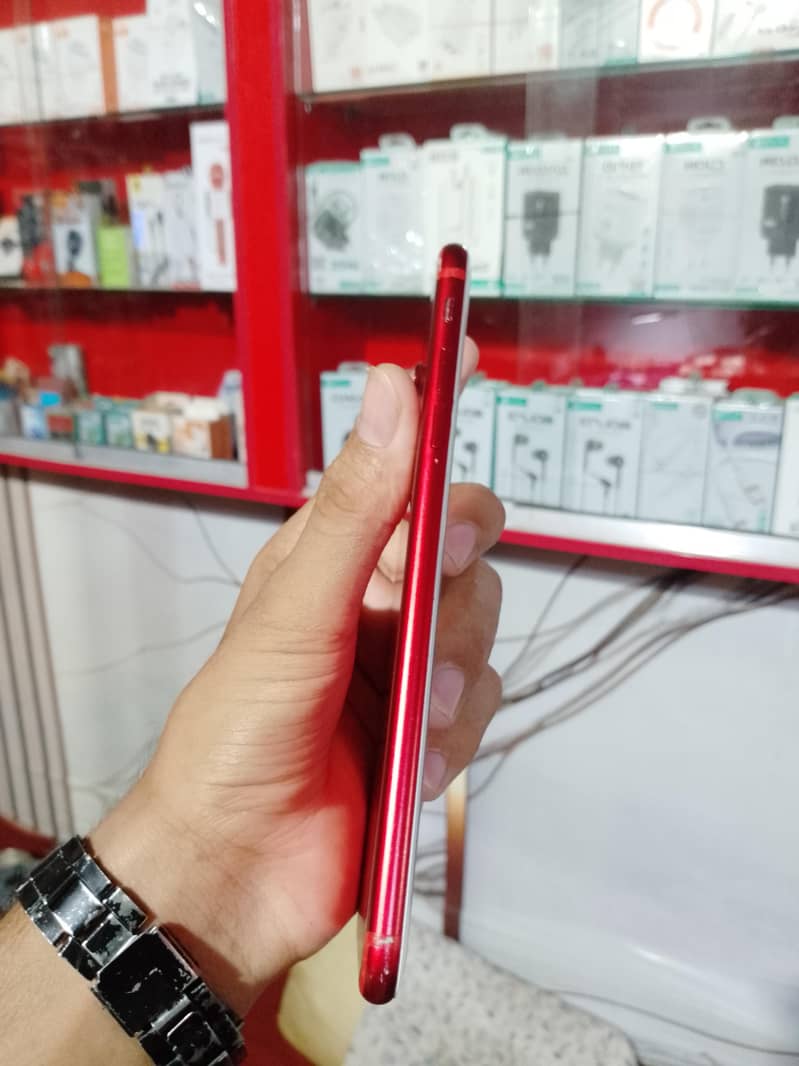 Apple iPhone 7 Plus 3