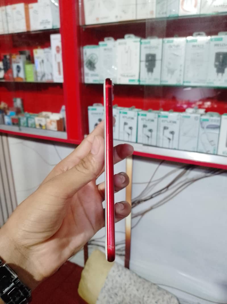 Apple iPhone 7 Plus 5