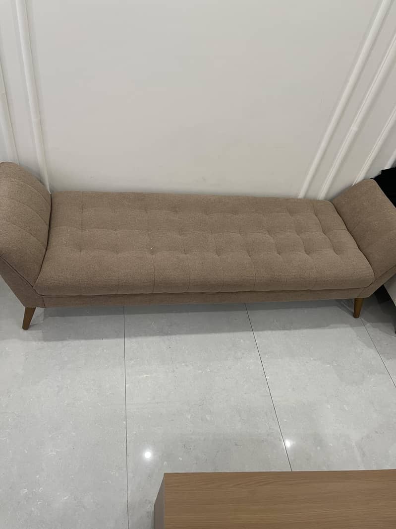 Dewan Sofa 2