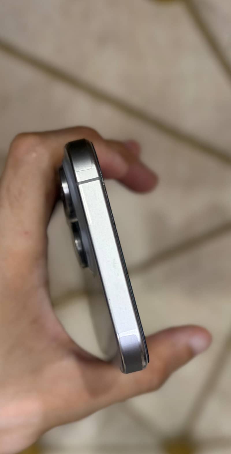 Apple iPhone 15 Pro Max 2