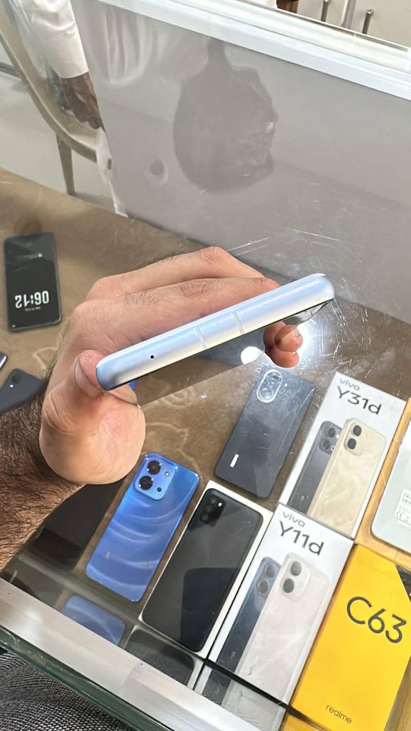 Google Pixel 7a 3