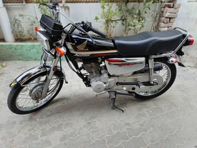 Honda 125 Self 25 Model Special Edition