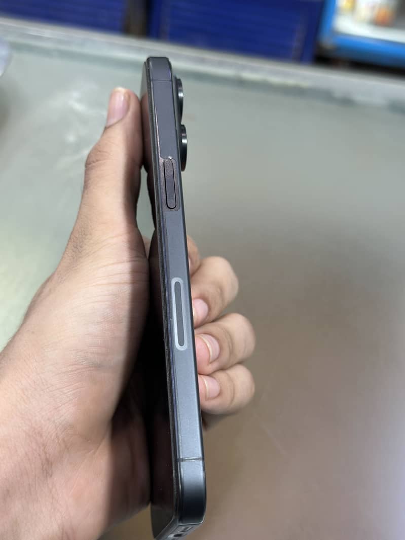 iPhone 15pro max 5